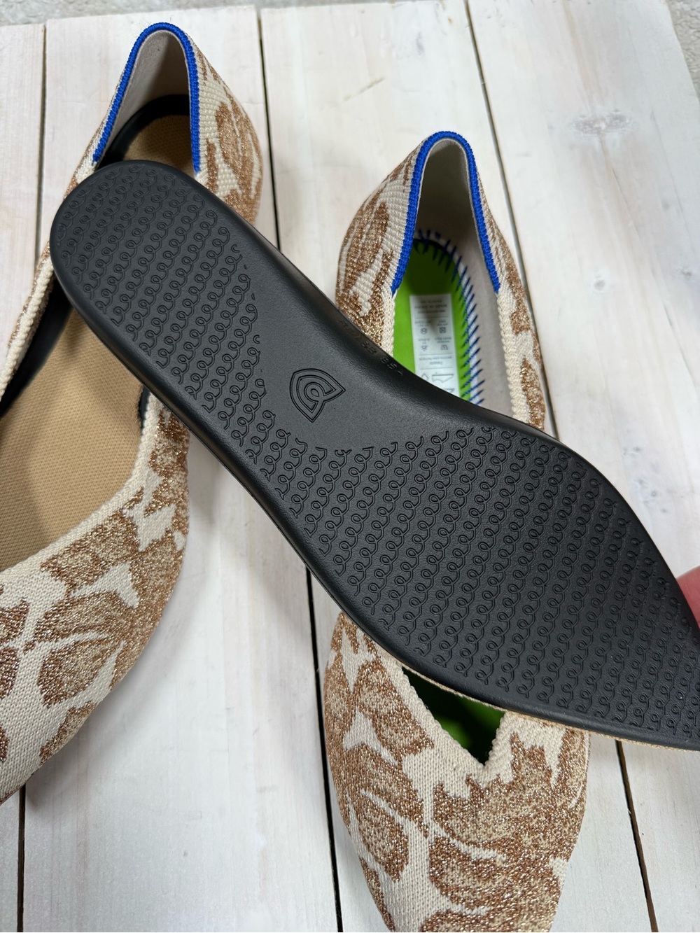 Rothy's The Point Chantilly Gold Size 8.5 NEW - Picture 4 of 9